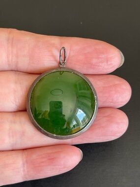 Vintage 875 silver genuine green nephrite jade pendant.